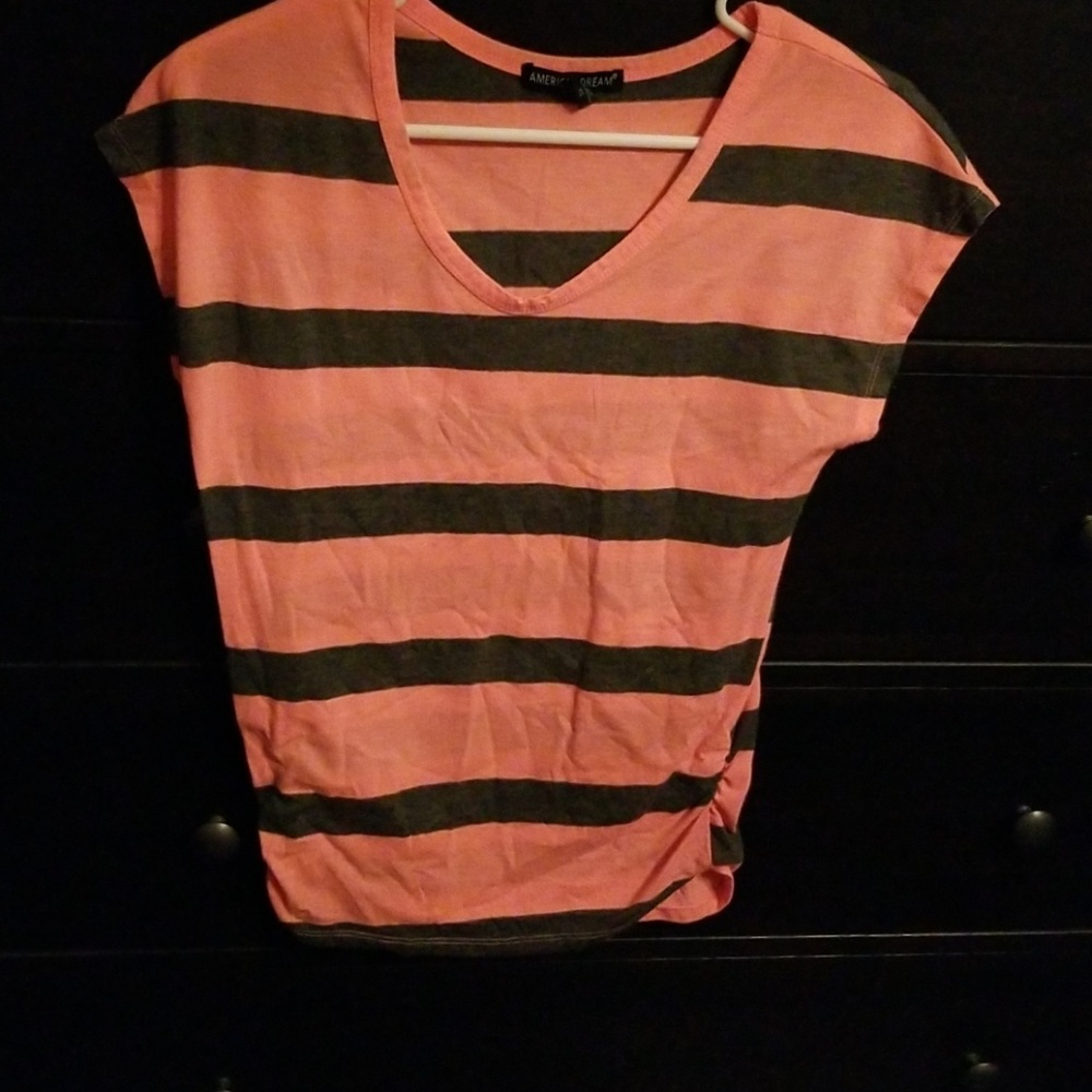Beautiful orange and gray top